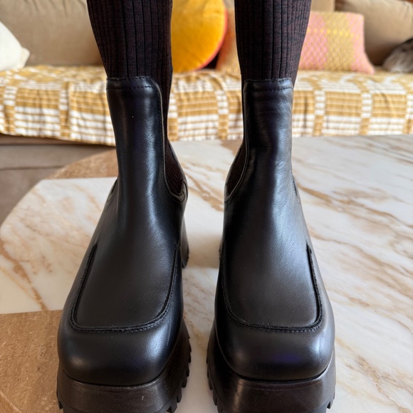 Charlotte Stone Loma Boot - Picture 2 of 7